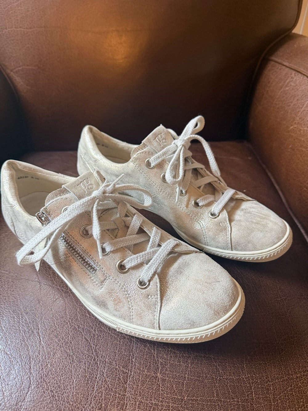 Paul Green Metallic Champagne Leather Zip Sneakers Women’s Size 9.5